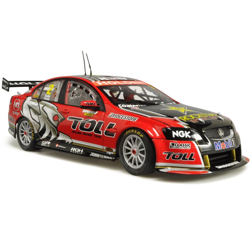 1:18 Holden VE Commodore Series II 2011 HRT Tander/Percat Bathurst 1000 Winner 18488 Classic Carlectables