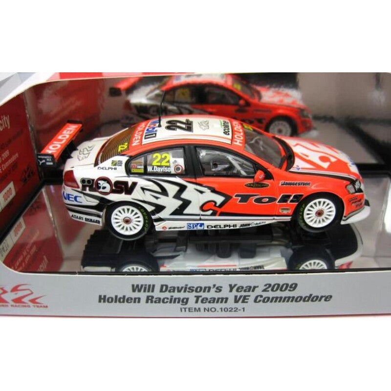1:43 Will Davison 2009 Suits Holden Racing Team VE Commodore 1022-1