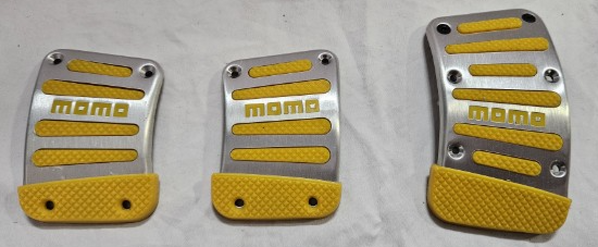 Momo Tuning Pedal Kits Yellow – Motoquipe New Zealand