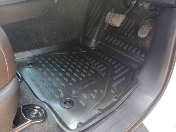3D Custom Floor Mats Toyota Hilux (Auto) Dual Cab Workmate/SR/SR5 8/2015-On Rubber 4 Piece EXP.ELEMENT3D48153210k