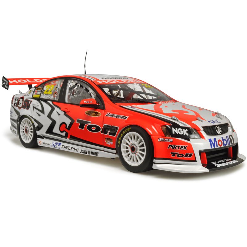 1:18 Holden VE Commodore 2009 Holden Racing Team Will Davison 18381 Classic Carlectables