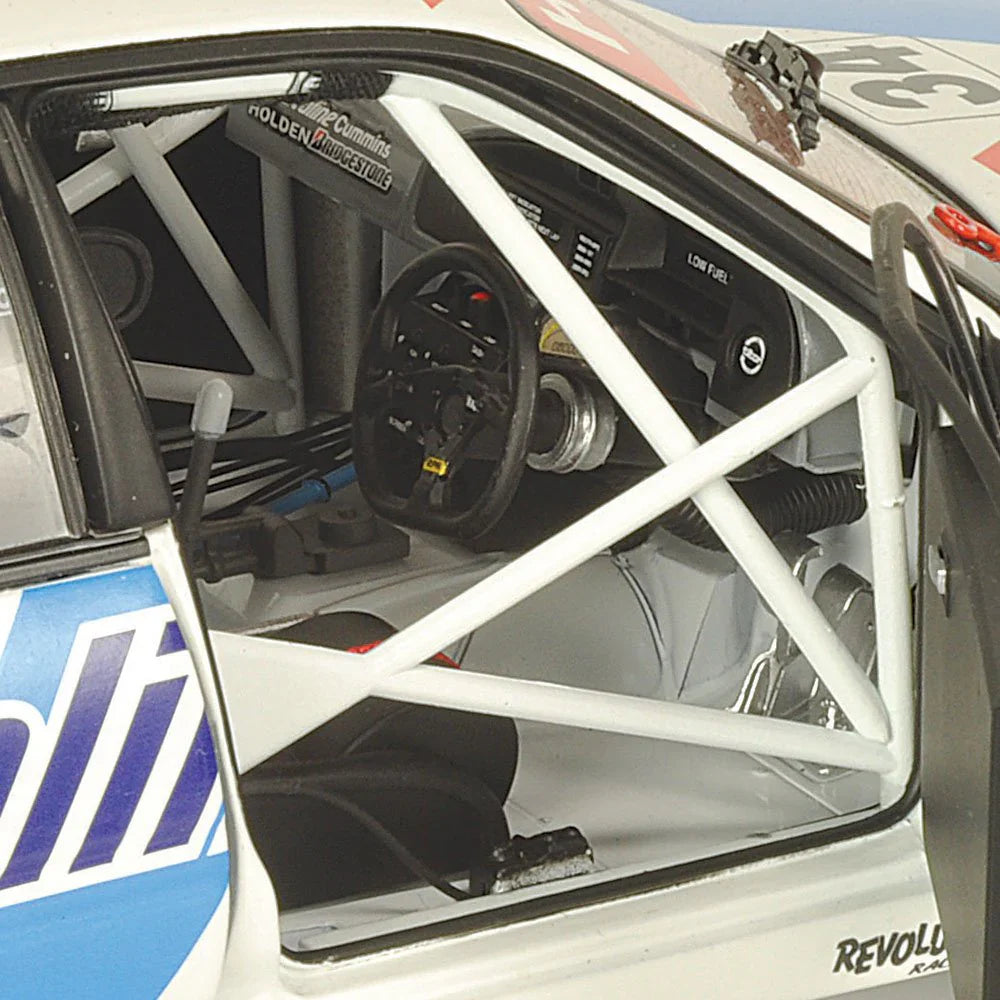 1:18 Classic Carlectables Holden VS Commodore 1999 Calder Park Valvoline 3 winner Tander 18859