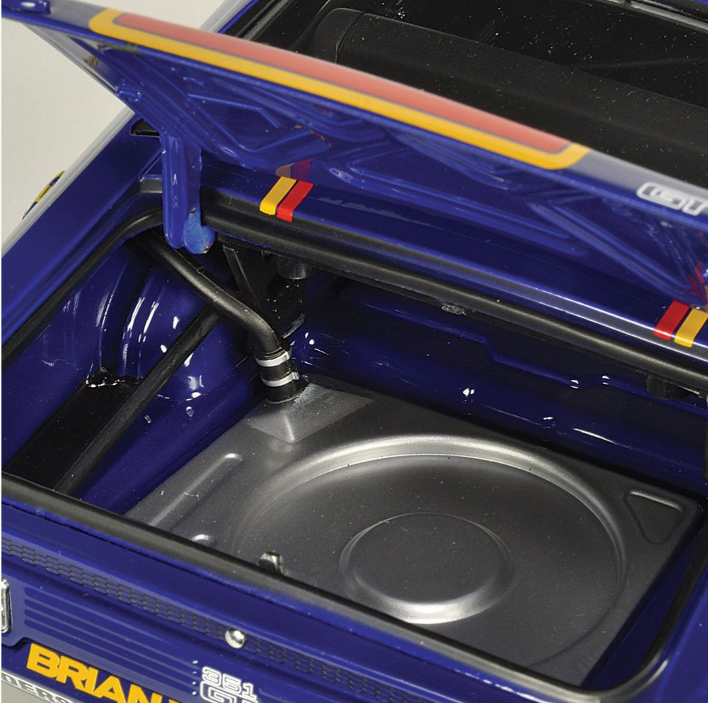 1:18 Classic Carlectables Ford XB Falcon GT 1976 Bathurst Carter/Winter 18846